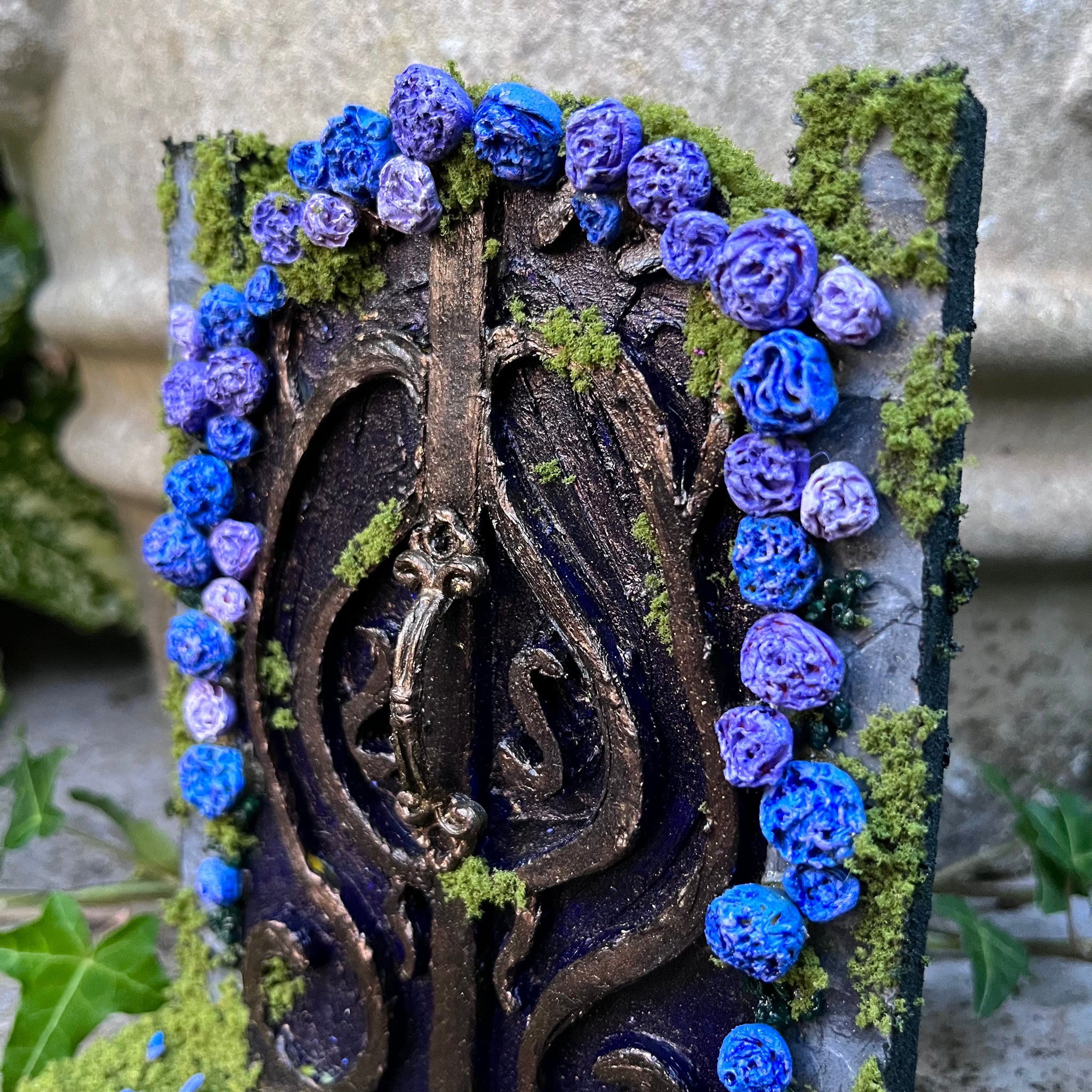 Enchanted hydrangeas door