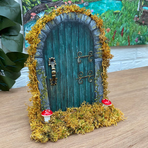 Mossy 3D door painting